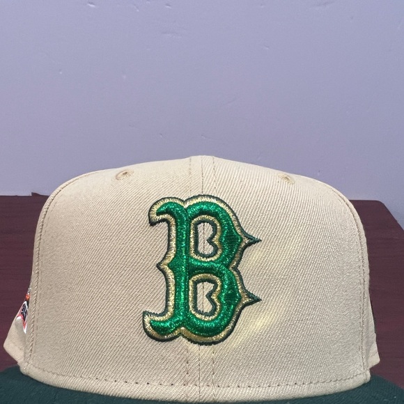 New Era, 59Fifty Fitted Hat, Boston Red Sox, St Patrick’s Day - Picture 2 of 11